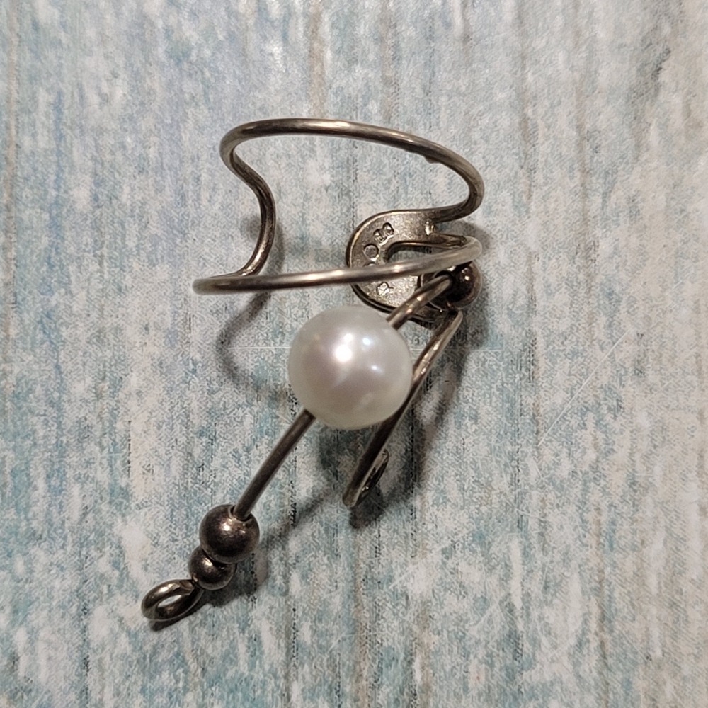925 Pearl Ear Cuff.